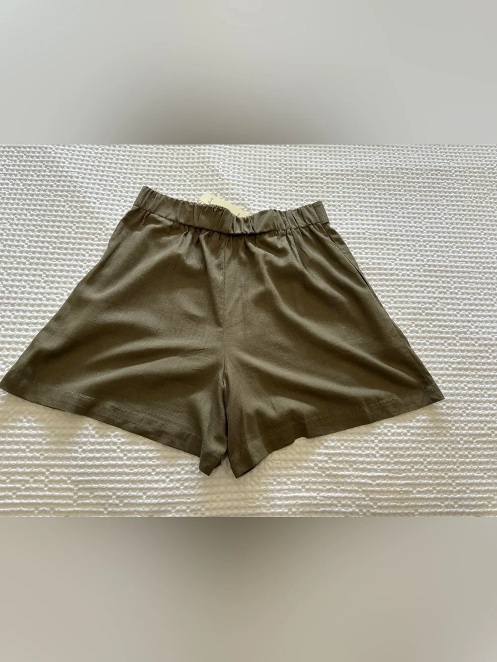 Women’s High-Waist Khaki Shorts